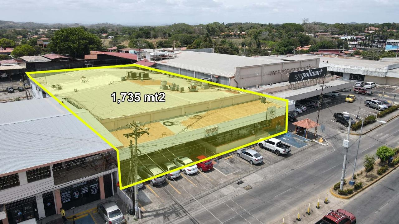 Commercial premises in Chitre, excellent location