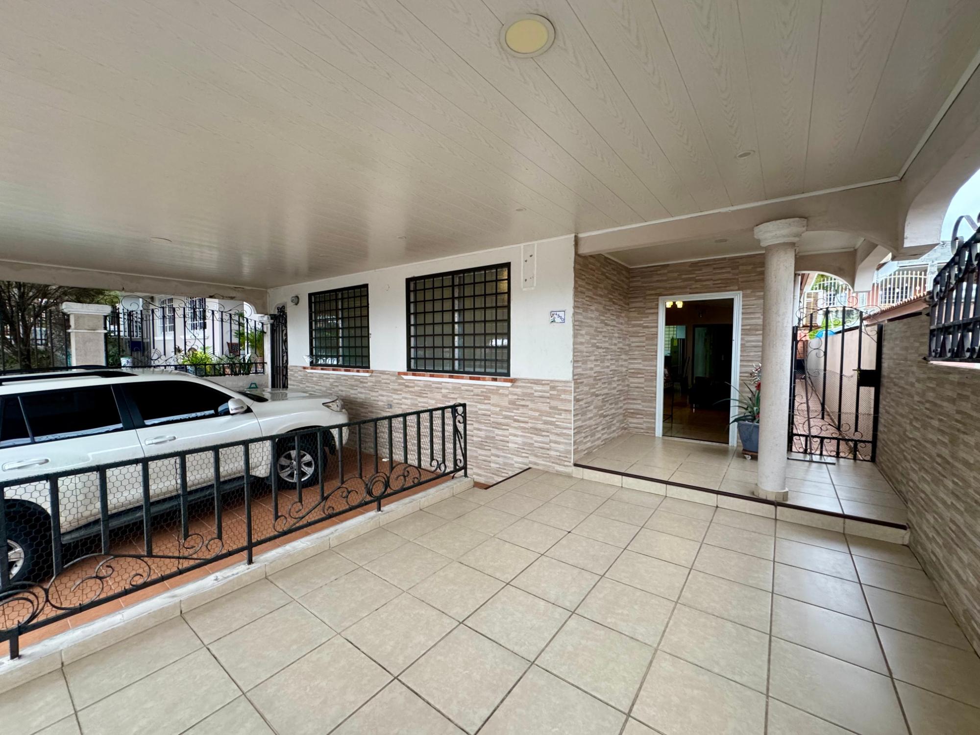 House for rent in Brisas del Golf Occidente