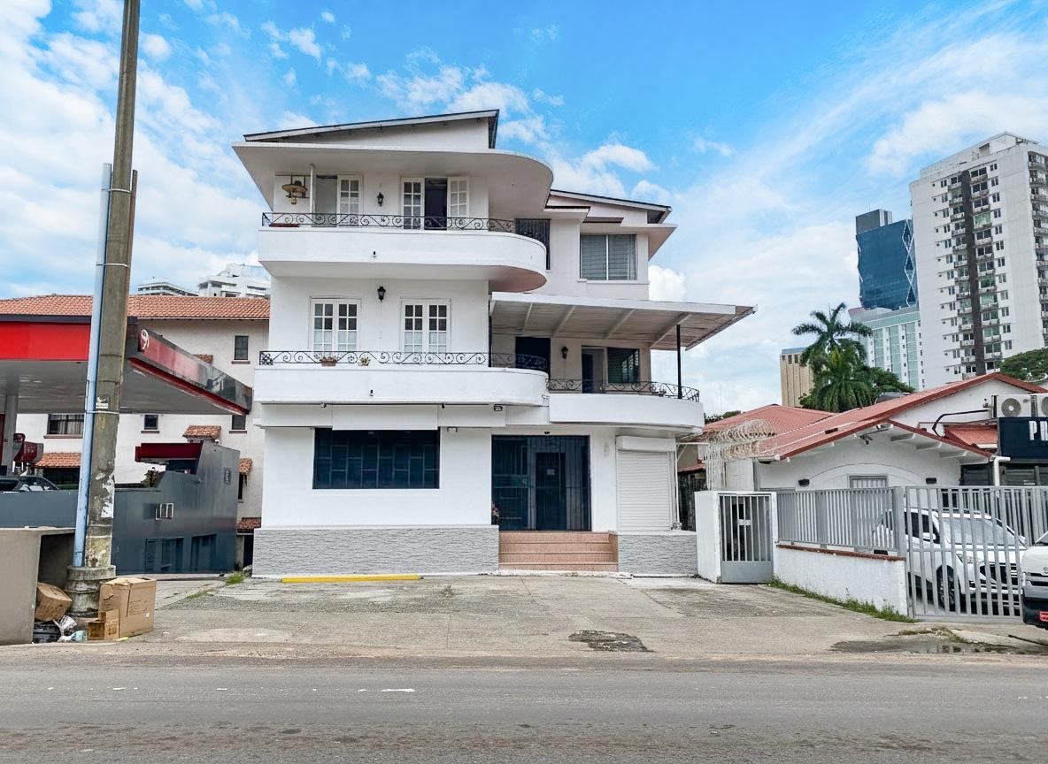 Building for Sale in Bella Vista