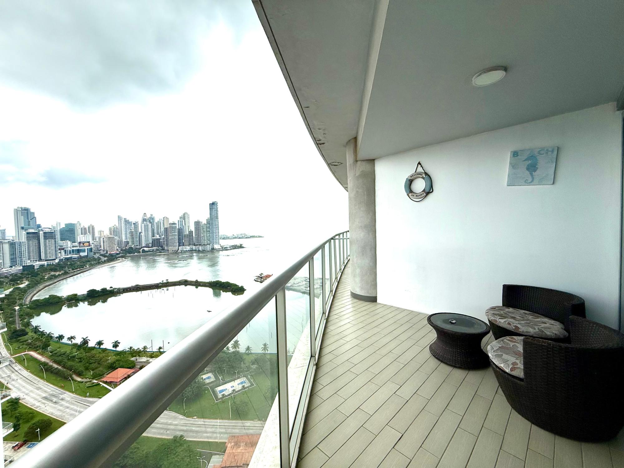 PH YACHT CLUB FOR SALE BALBOA AVENUE