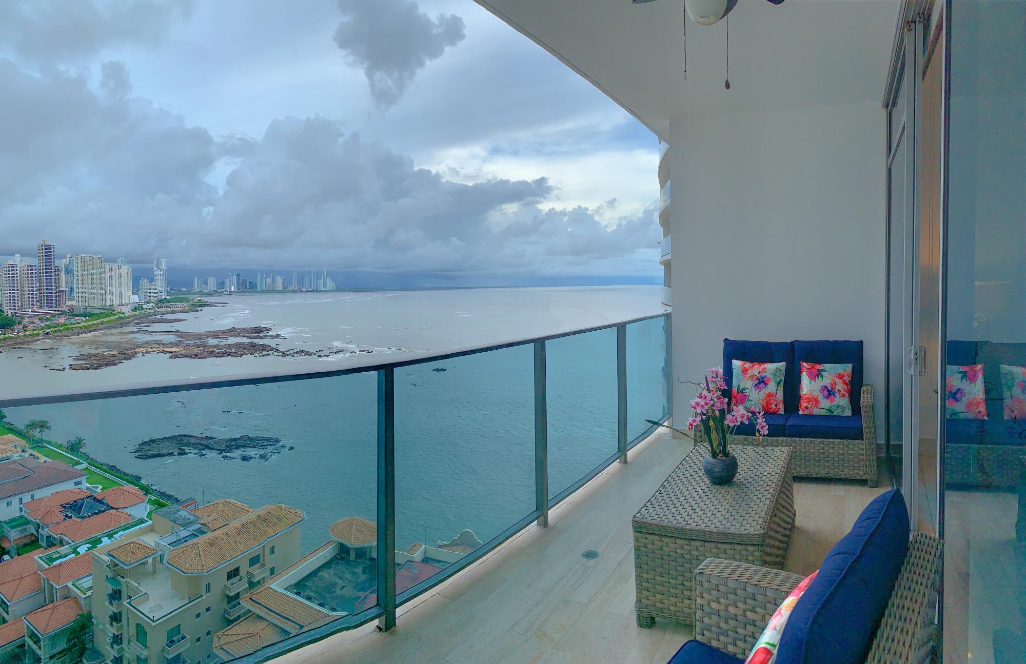 Grand Tower – Punta Pacifica – Furnished Apartment