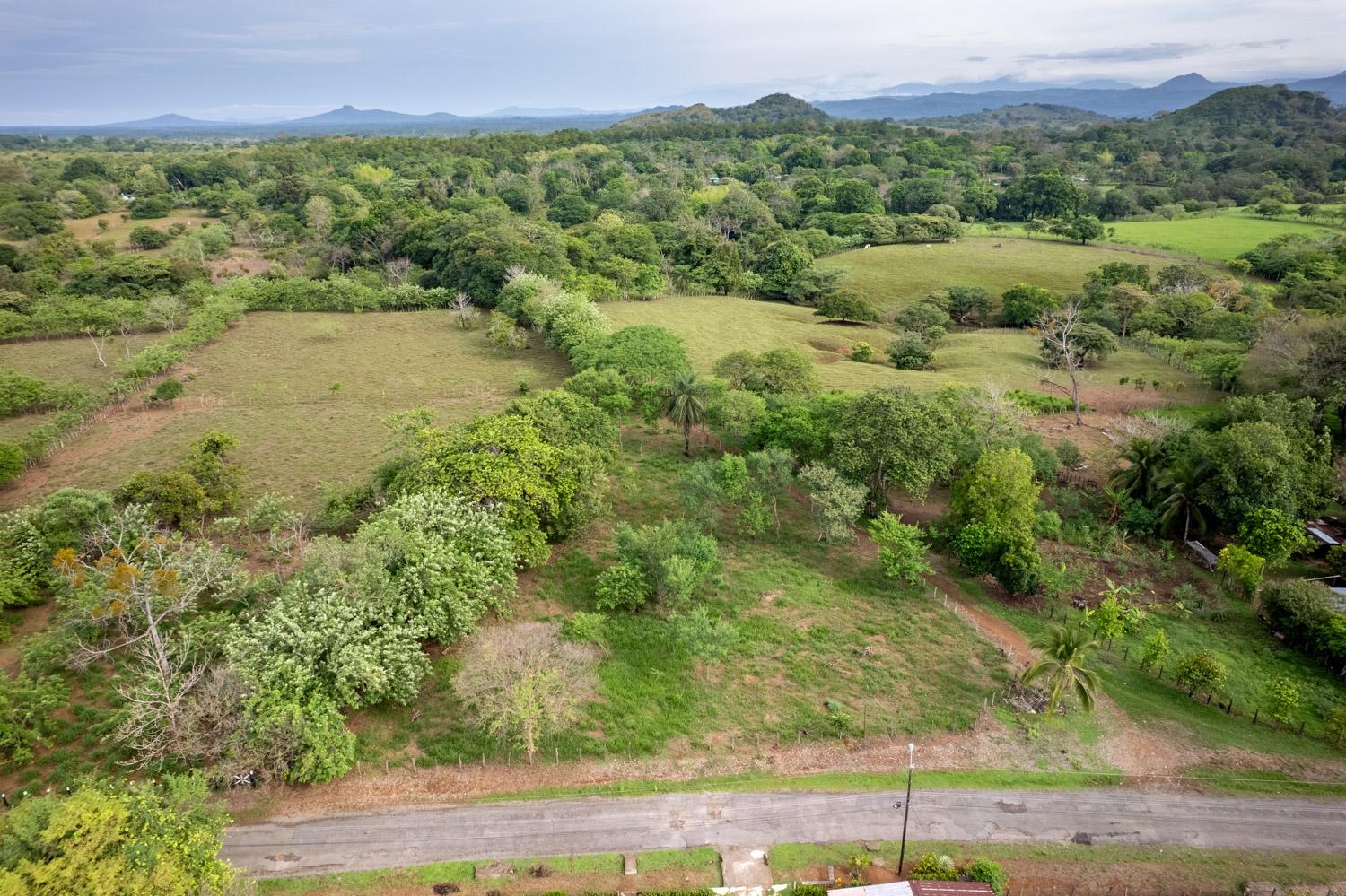 Mountain View Lot Near Las Lajas Beach Panama