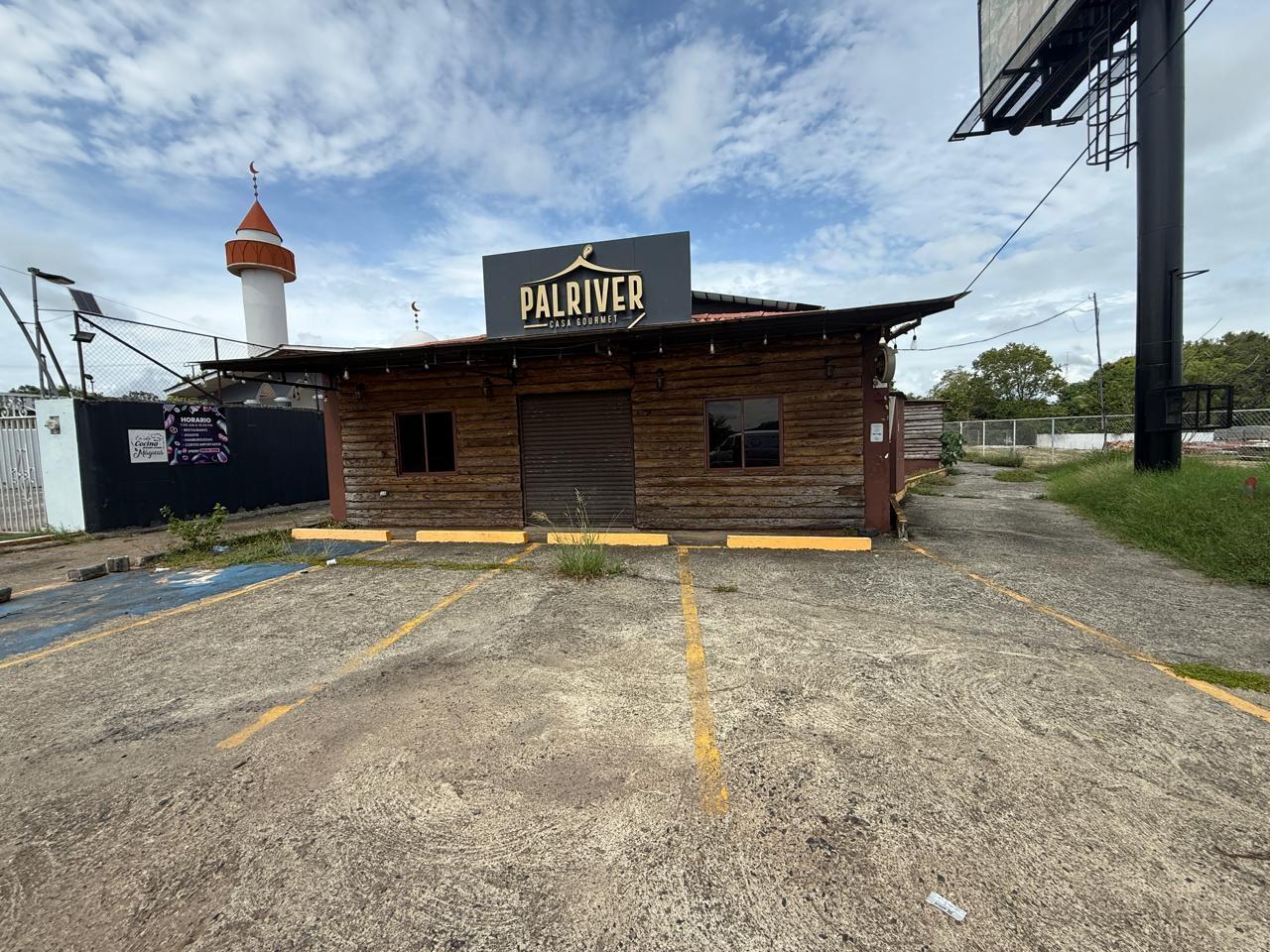 LAND FOR SALE WITH IMPROVEMENTS AT THE PANAMERICAN