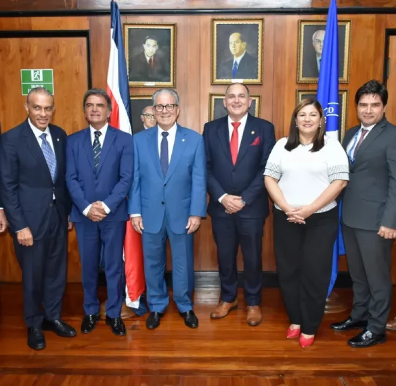 Panama and Costa Rica will launch a health card to improve care for migrants